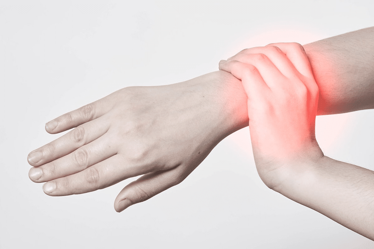 Key 7 Proven Steps To Relieve Aching Wrist Bones - Liv Hospital