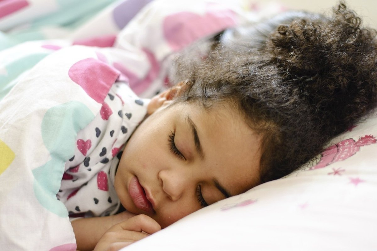 Sleep Apnea in Kids: 5 Vital Warning Signs