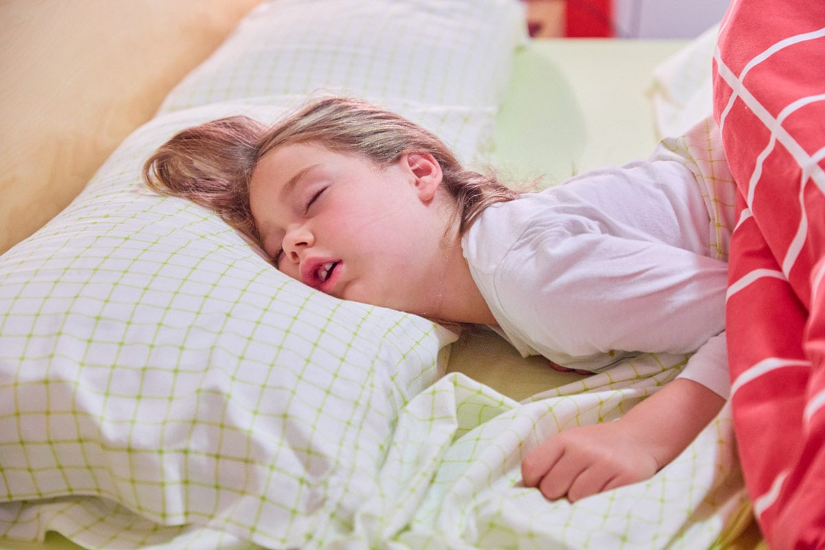 How to Help a Child Sleep With Enlarged Tonsils