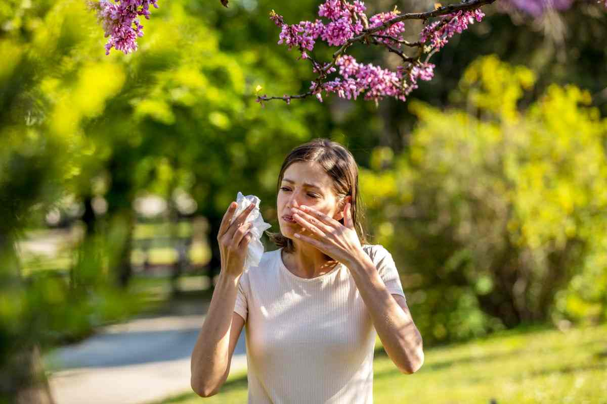Allergies in One Eye: Causes & Fixes