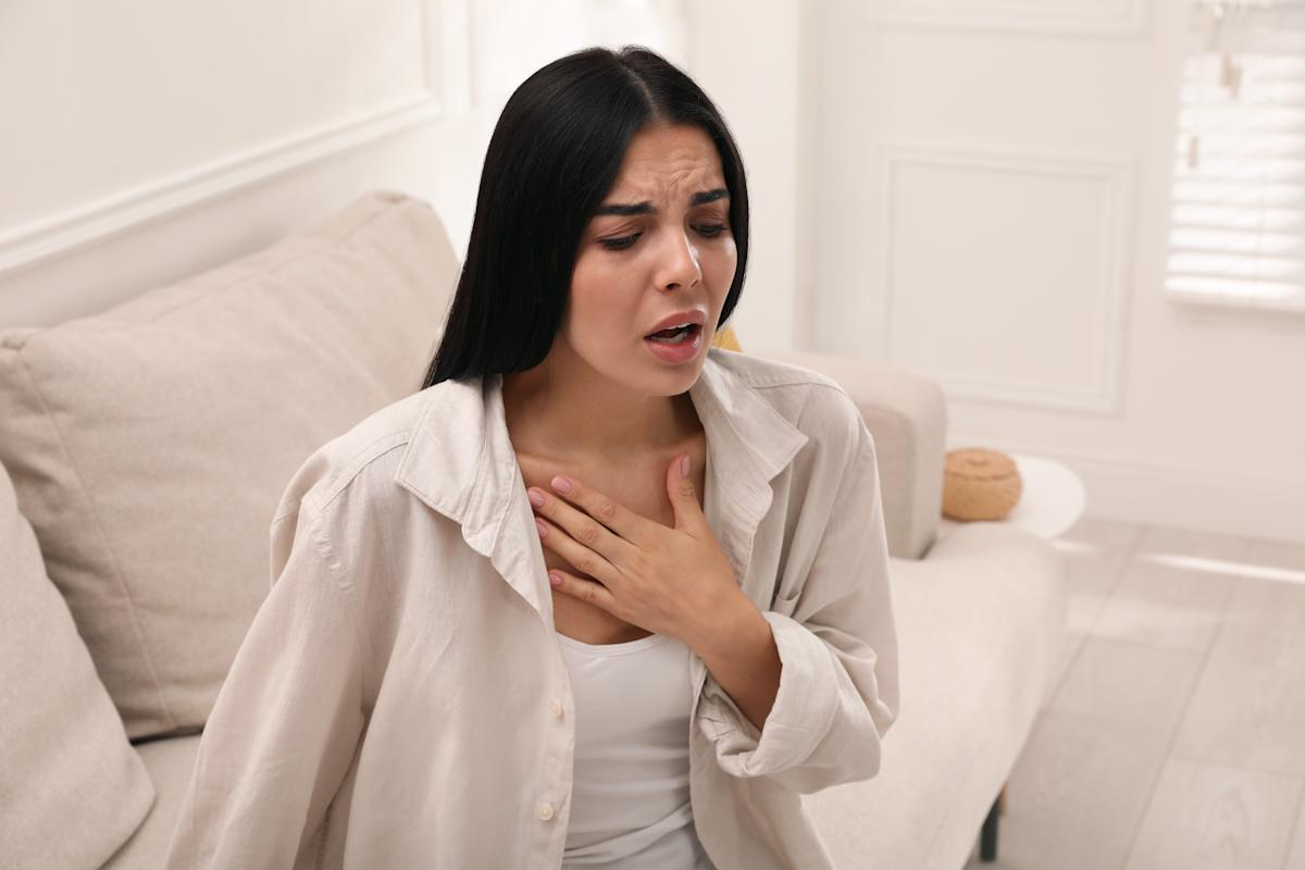 Breathing Heavily: 5 Urgent Warning Signs