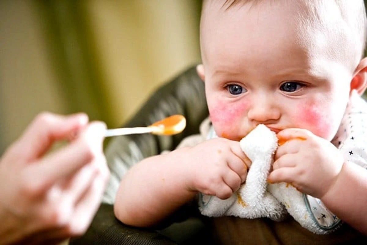 Signs of Food Allergy in Baby: 7 Top Alerts