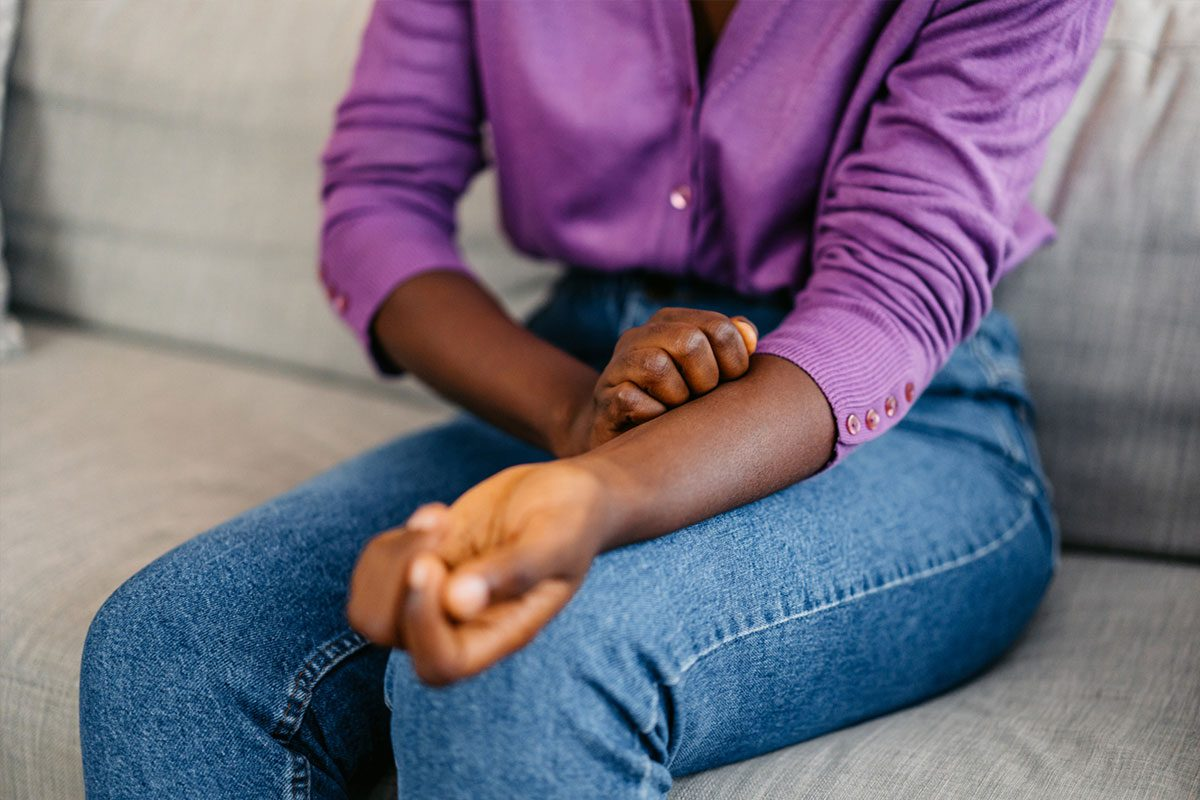 Is Urticaria Contagious? Vital Safety Facts