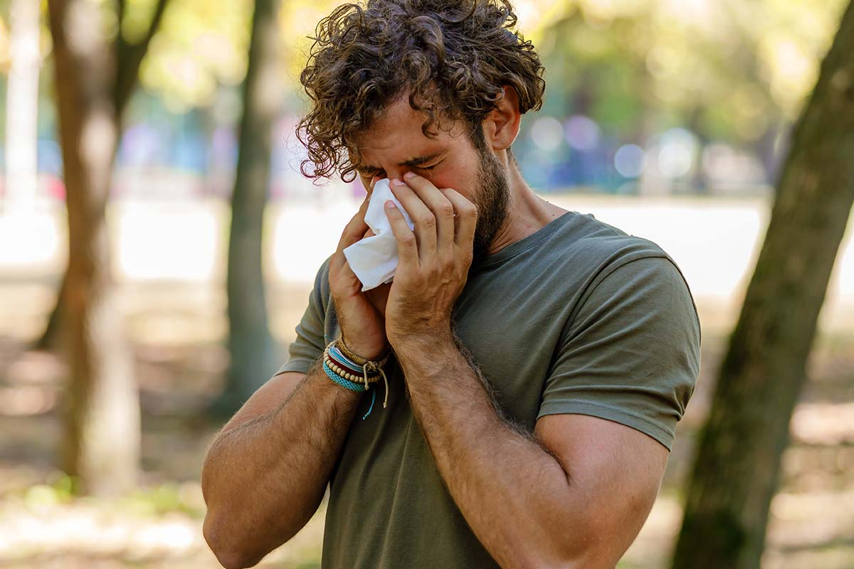 How to Stop Runny Nose and Watery Eyes Fast