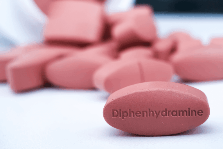 Benadryl Substitute: 7 Best Safe Options