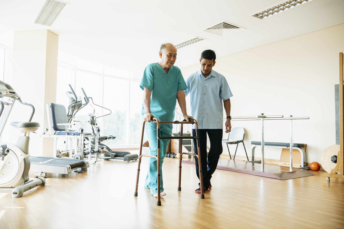 Guide Is Cardiac Rehab Worth It: Benefits, Costs & Expectation