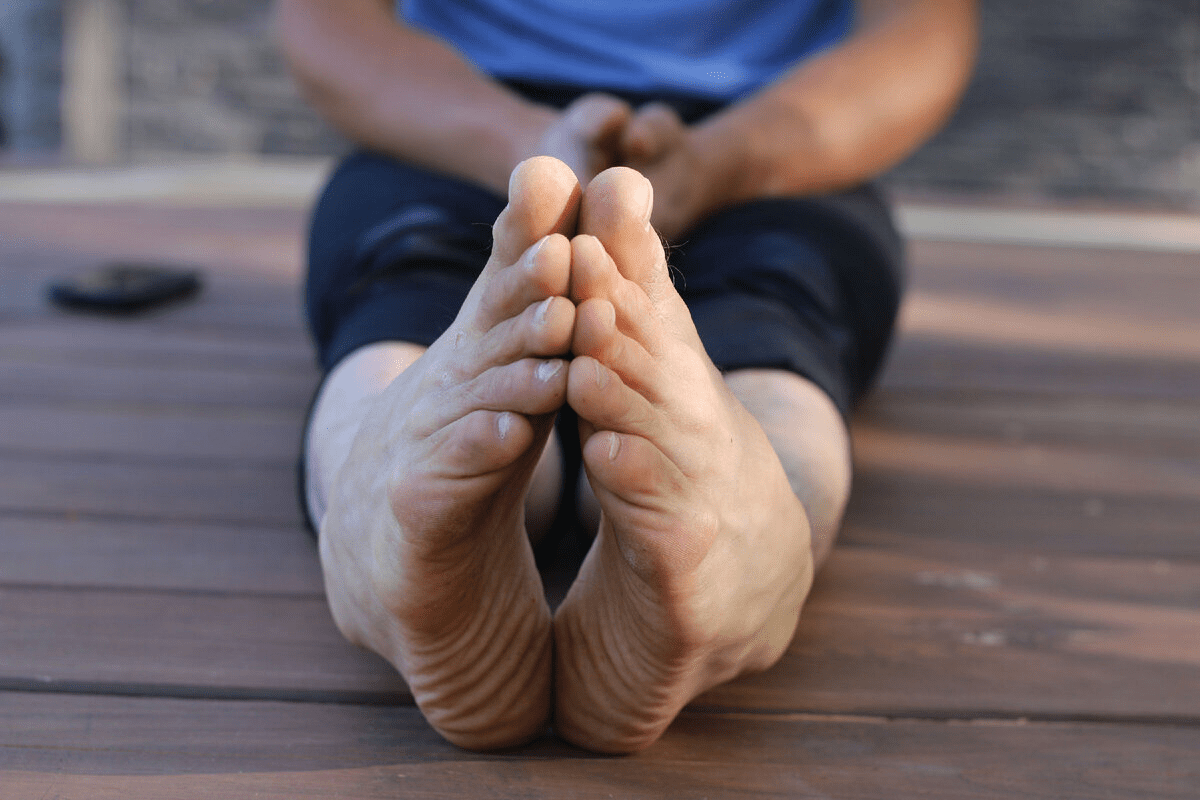 Ultimate 10 Workout Foot Stretches For Pain Relief 3 Ultimate 10 Workout Foot Stretches For Pain Relief