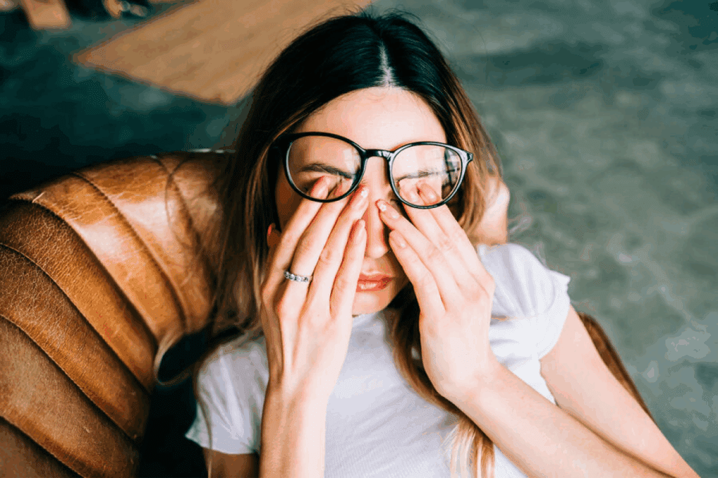 Key Anterior Chamber Cells And Flares: Slit Lamp Findings 1 Key Anterior Chamber Cells And Flares: Slit Lamp Findings