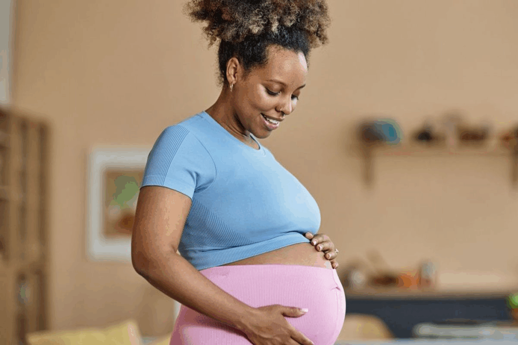 Difference Between PCOS and Pregnancy Symptoms: Ultimate Guide