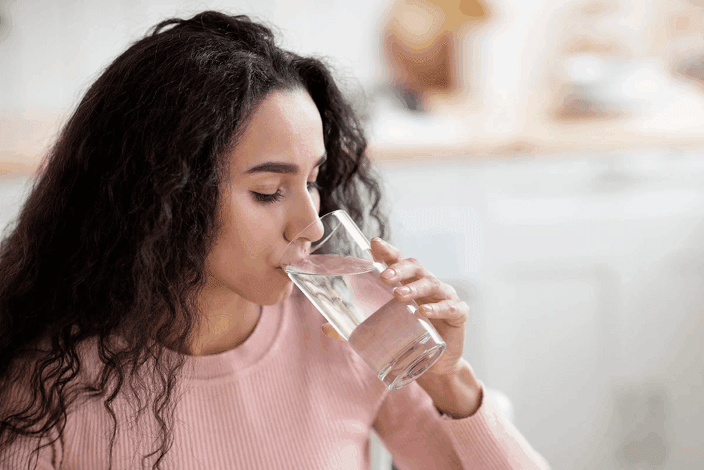 Why Am I Always Thirsty? Common Causes and Solutions 2 Why Am I Always Thirsty? Common Causes and Solutions