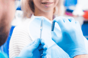 Mini Dental Implants vs Regular Implants: Best Choice