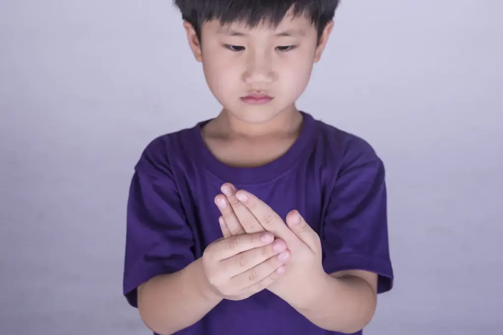 7 Types of Autoimmune Disease in Kids: Symptoms & Causes Explained