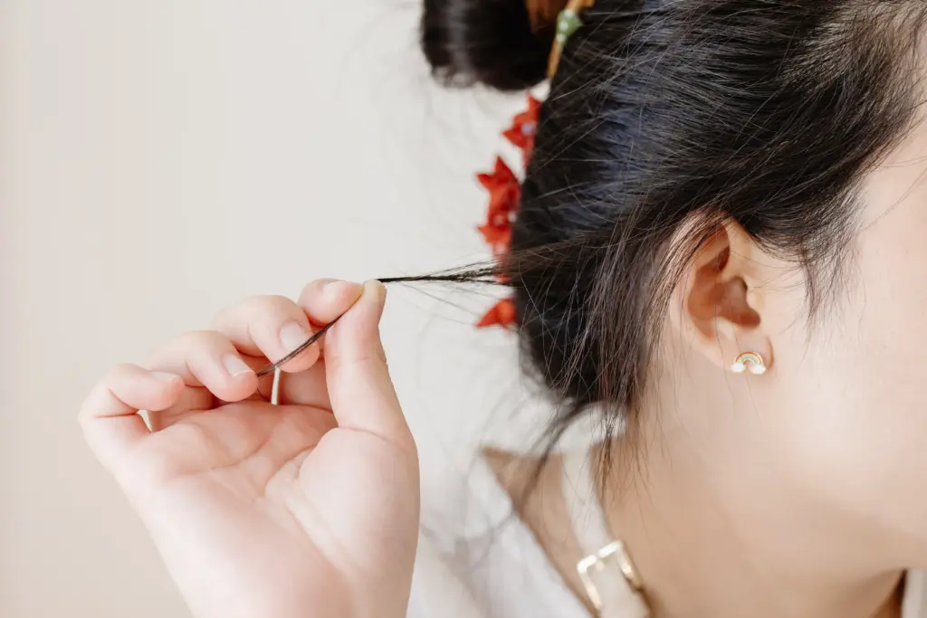 trichotillamania-hair-pulling