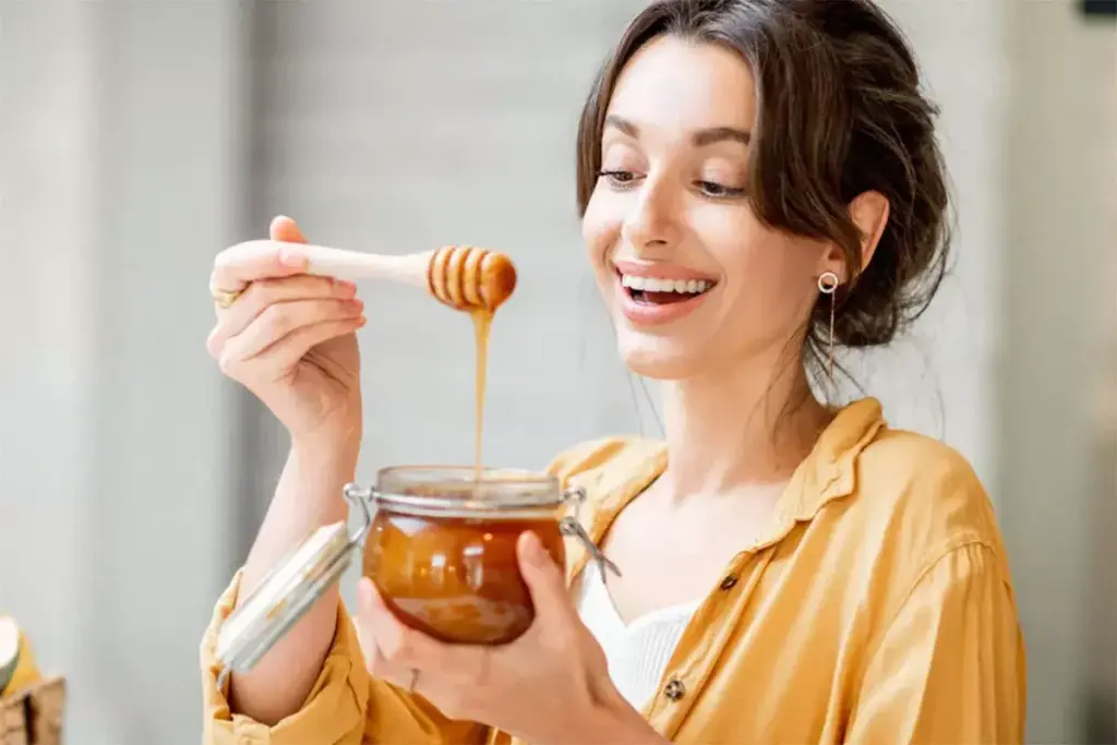 What Is the pH of Honey and How Does It Heal Surface Wounds?