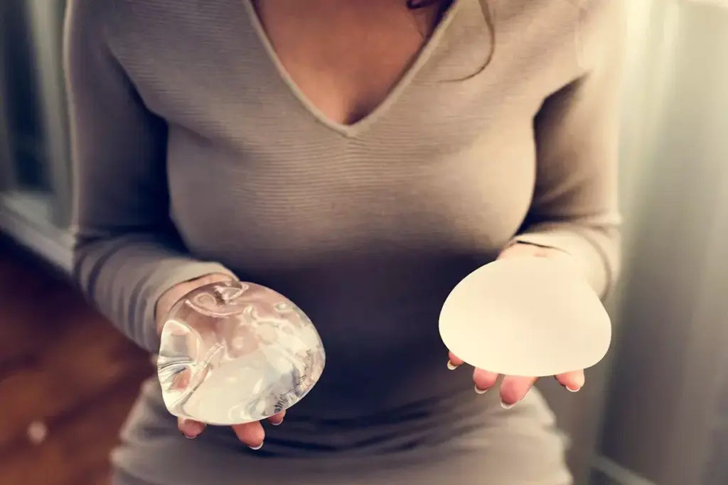 How to Get Temporary Breast Implants for Vacation