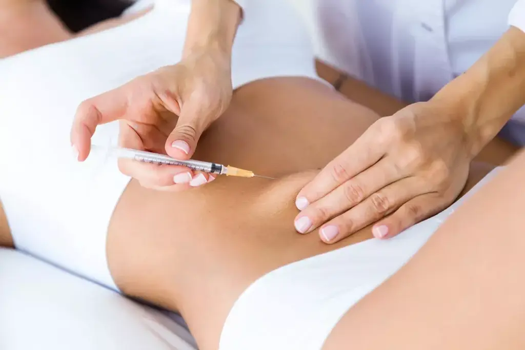 How to Use Fat Dissolving Injections: A Complete Guide 3 How to Use Fat Dissolving Injections: A Complete Guide