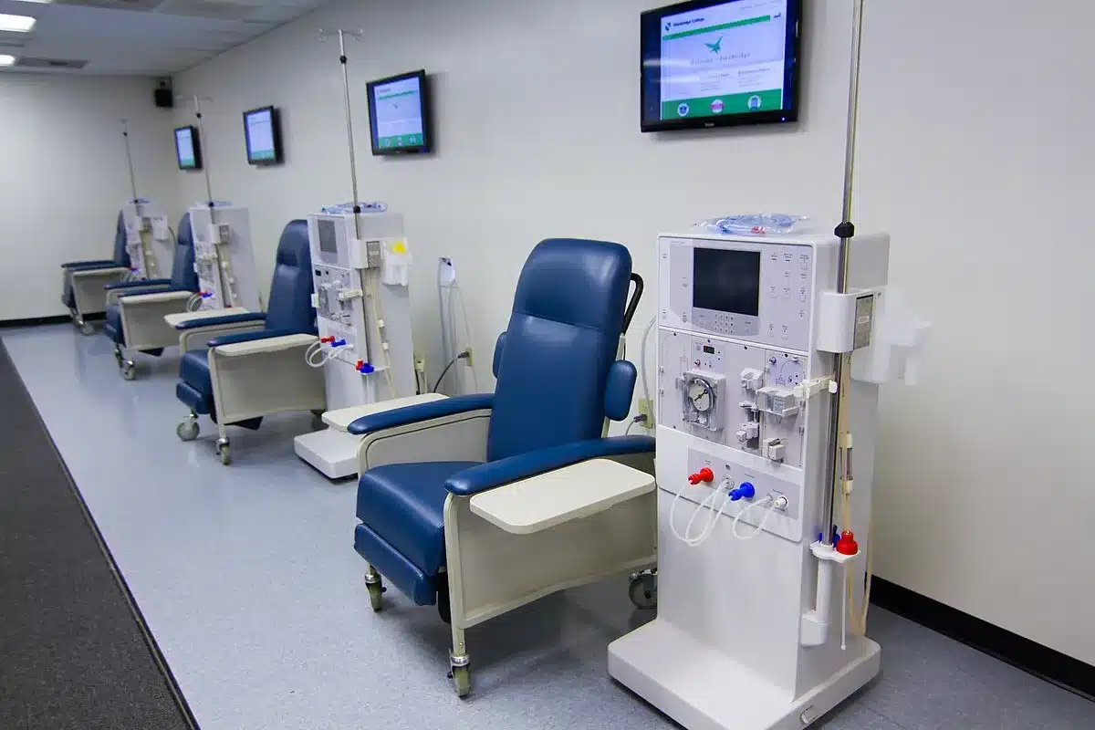 How to Calculate Albumin Creatinine Ratio: Using the Microalbumin Creatinine Ratio Calculator