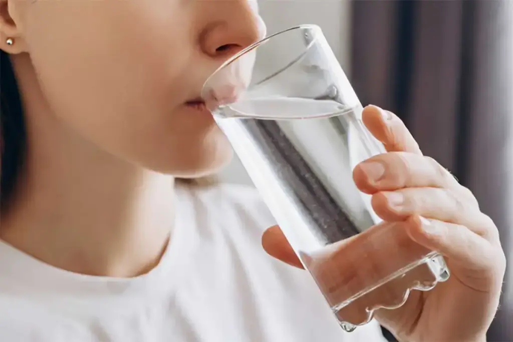 UTI Symptoms: Water & Your Health