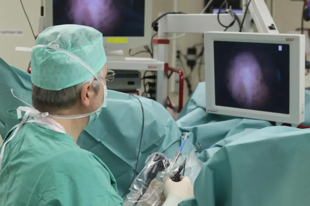 Urologist Cystoscopy: Best Pain Truths 2 Urologist Cystoscopy: Best Pain Truths