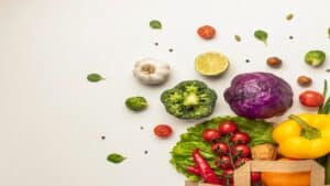 Food Makes: The Best, Simple Guide to Nutrition