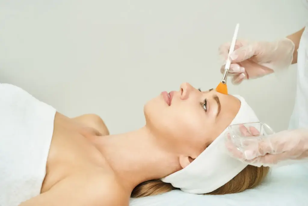 Key What Age Is Best For A Chemical Peel (Peeling 50)?