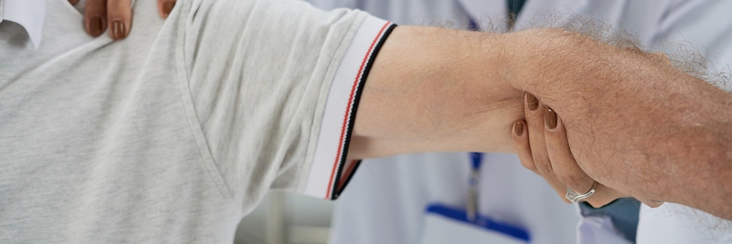 arm treatment x banner 1500 500 LIV Hospital