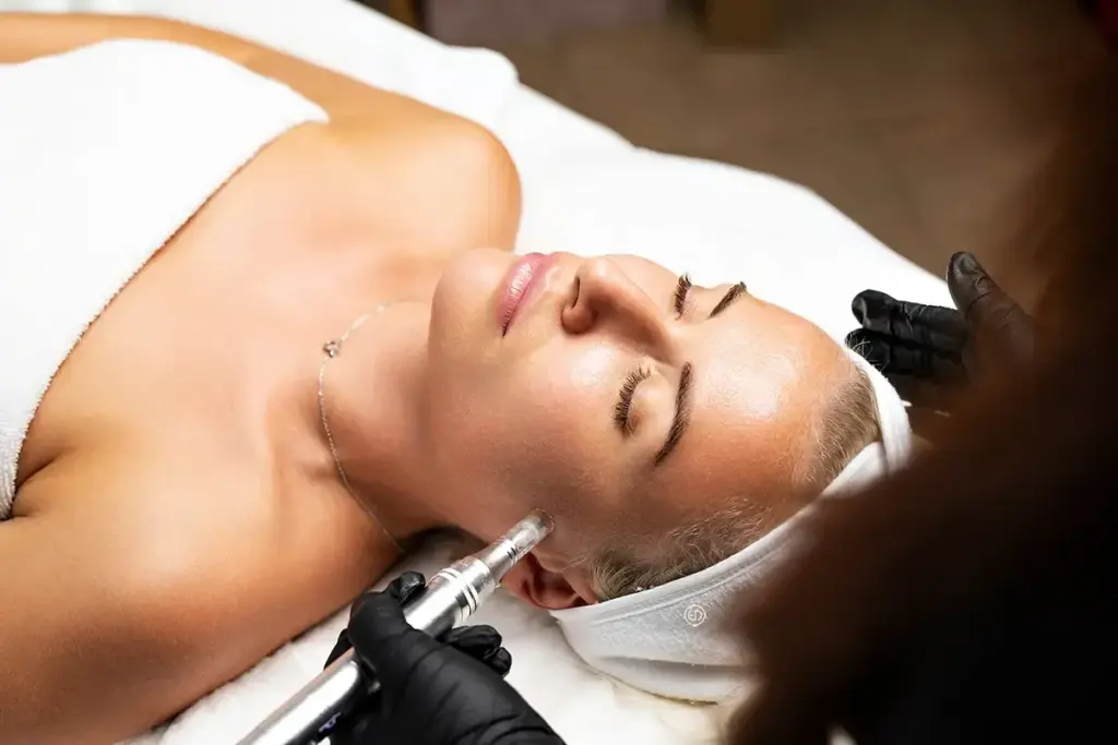 image 3 1987 LIV Hospital