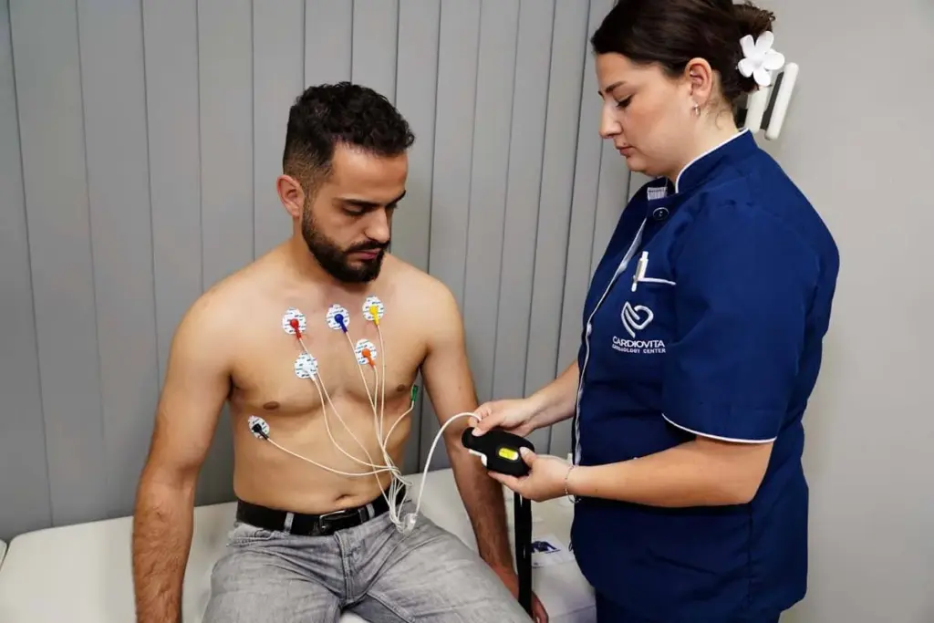 How to Become a Cardiologist: Best Guide