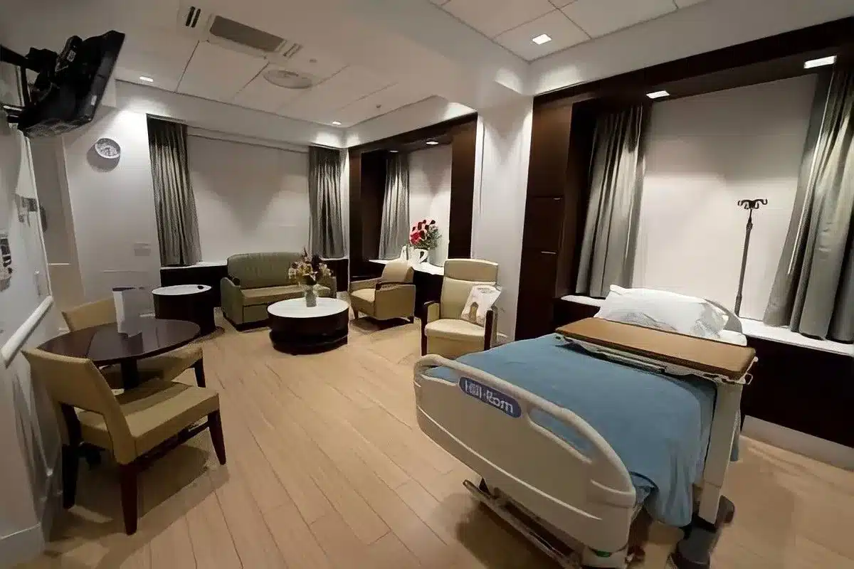 image 1 1305 LIV Hospital