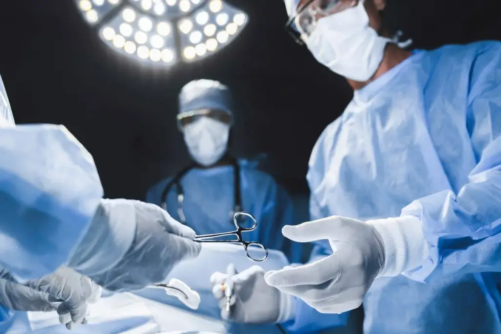 Aneurysma Aorta Operation: Crucial Surgical Procedure Info 3 Aneurysma Aorta Operation: Crucial Surgical Procedure Info