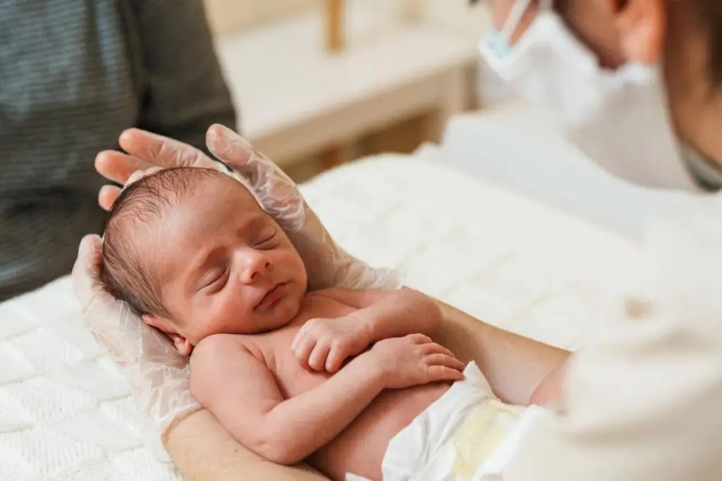 Key Disadvantages Of Phototherapy In Newborns: Ultraviolet Radiation Lamp 3 image 3 511 LIV Hospital