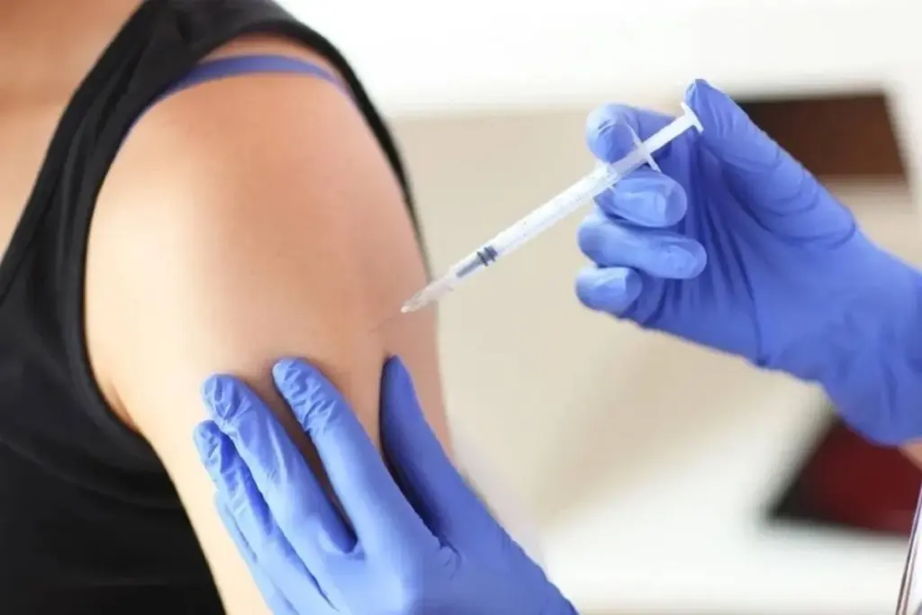 Guide What Is The Downside To Allergy Shots (Allergy Shots Risks)?