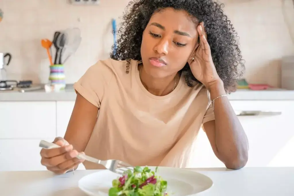 7 Types of Eating Disorders: Recognize Symptoms and Seek Help