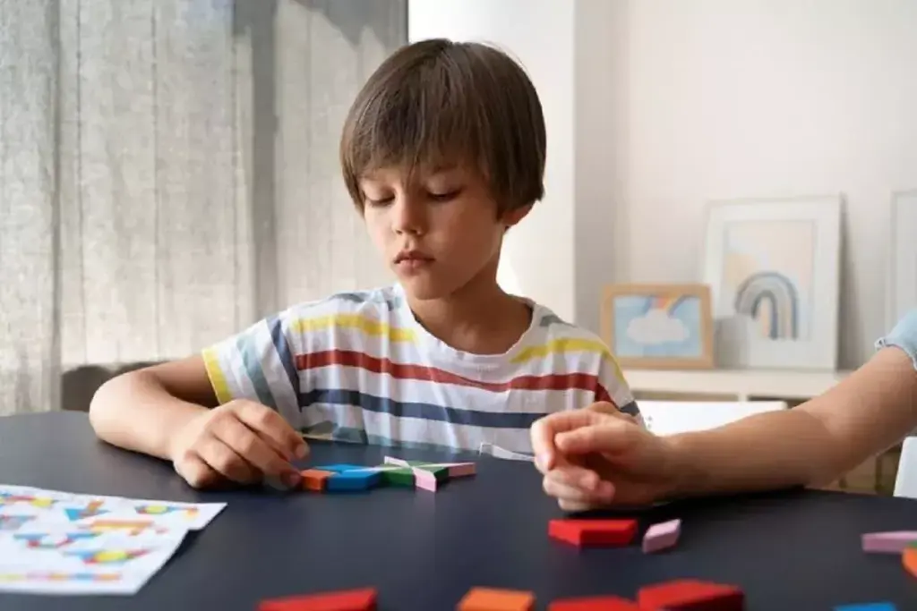 What's the Difference Between Aspergers and Autism Spectrum Disorder? 3 What's the Difference Between Aspergers and Autism Spectrum Disorder?