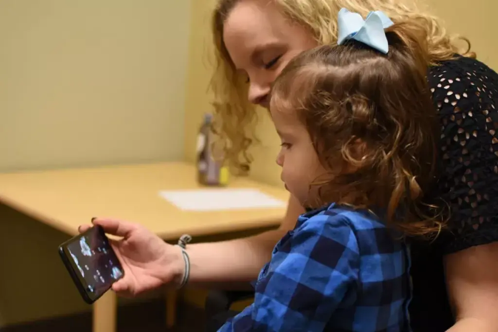 How to Detect Autism in Newborns: Early Signs in Infants