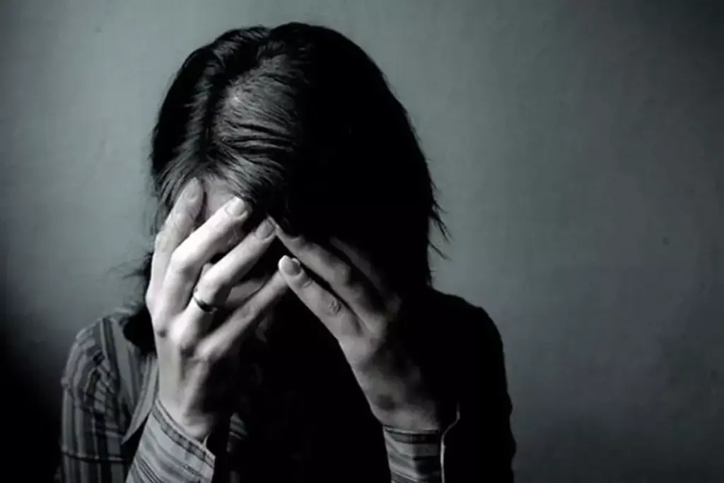 What Is Dysphoric Mood? Definition, Meaning, and How It Differs from Depression