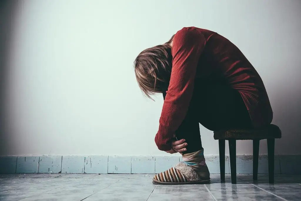 7 OCPD Personality Disorder Symptoms: Signs & Traits Explained