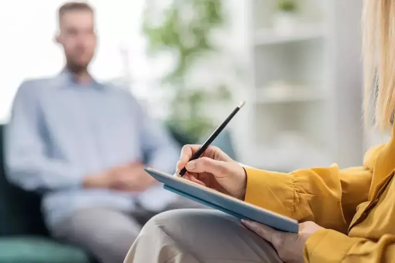 How Does a Bipolar Person Think and Are They Aware When Manic?