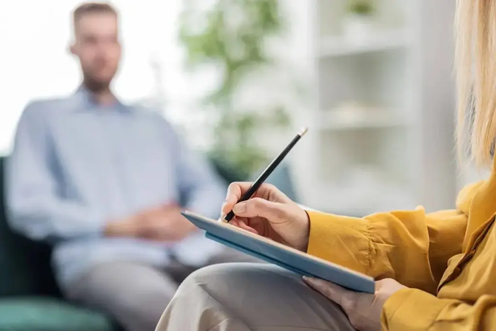 How Does a Bipolar Person Think and Are They Aware When Manic?