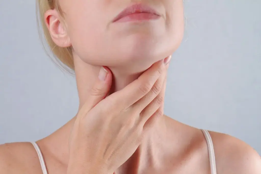 Throat Cancer Symptoms: Find The Main Cause