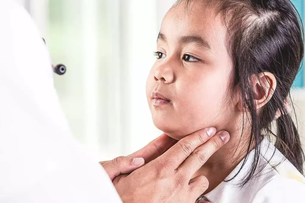 7 Key Signs of Graves Disease in Children: Symptoms and Diagnosis