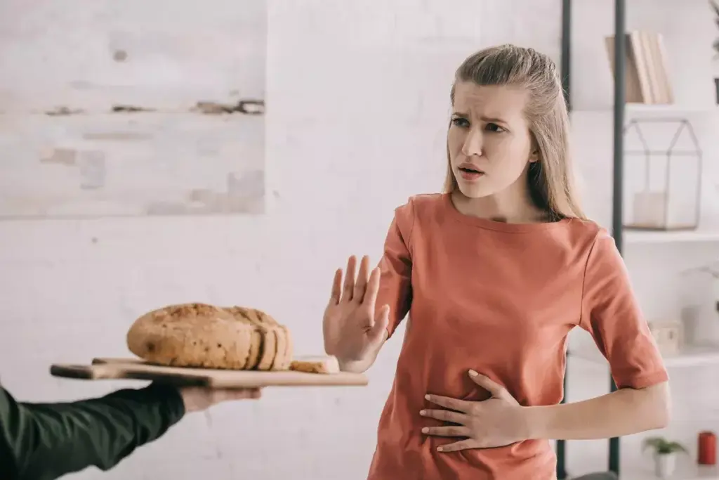 7 Signs of Celiac Disease in Women: Symptoms Explained