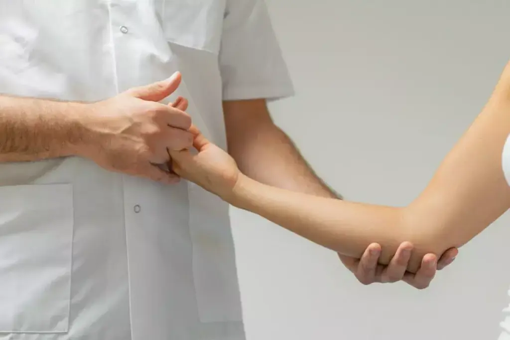 What Is Guillain-Barré Syndrome? Stages, Pain, and Long-Term Effects Explained