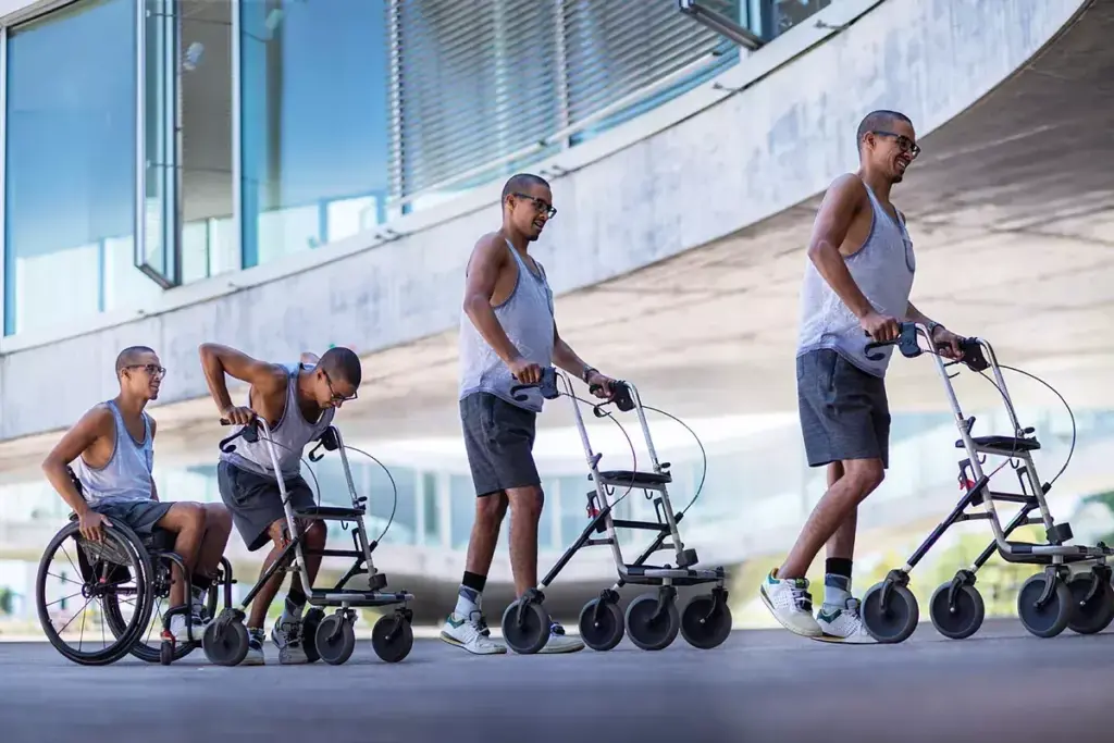 What Causes Ascending Paralysis in Autoimmune Muscle Disease?