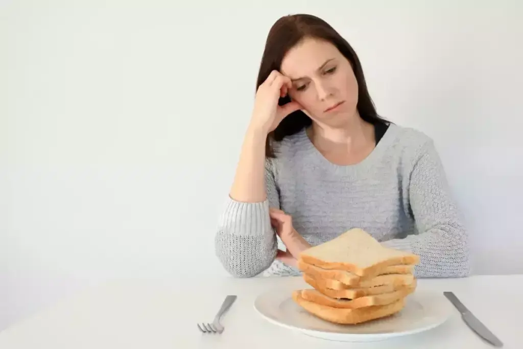 12 Signs of Celiac Disease in Women: Symptoms and Relief