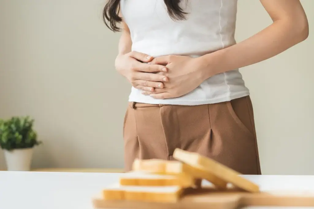 12 Signs of Celiac Disease in Women: Symptoms and Relief