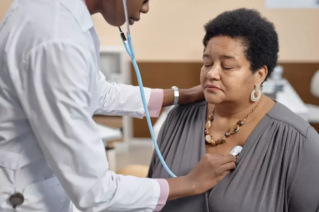 What Is Multinodular Goiter and How Is It Treated?