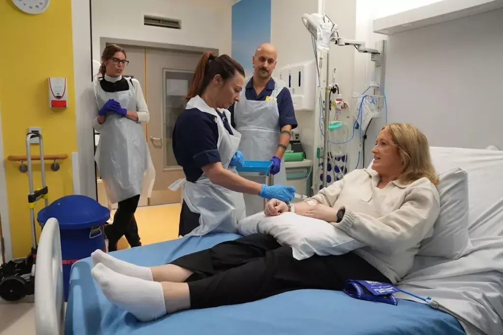 How to Stop Autoimmune Disease Naturally: 5 Best Ways 3 image 1655 LIV Hospital