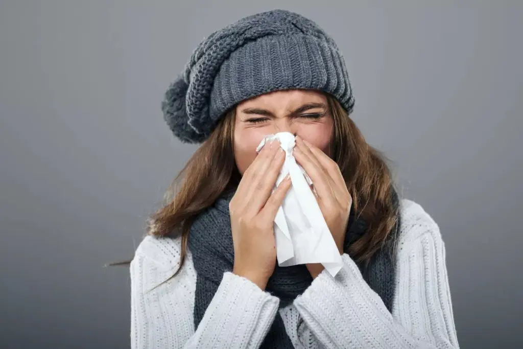 How to Tell if You Have COVID or a Cold: Key Symptom Differences