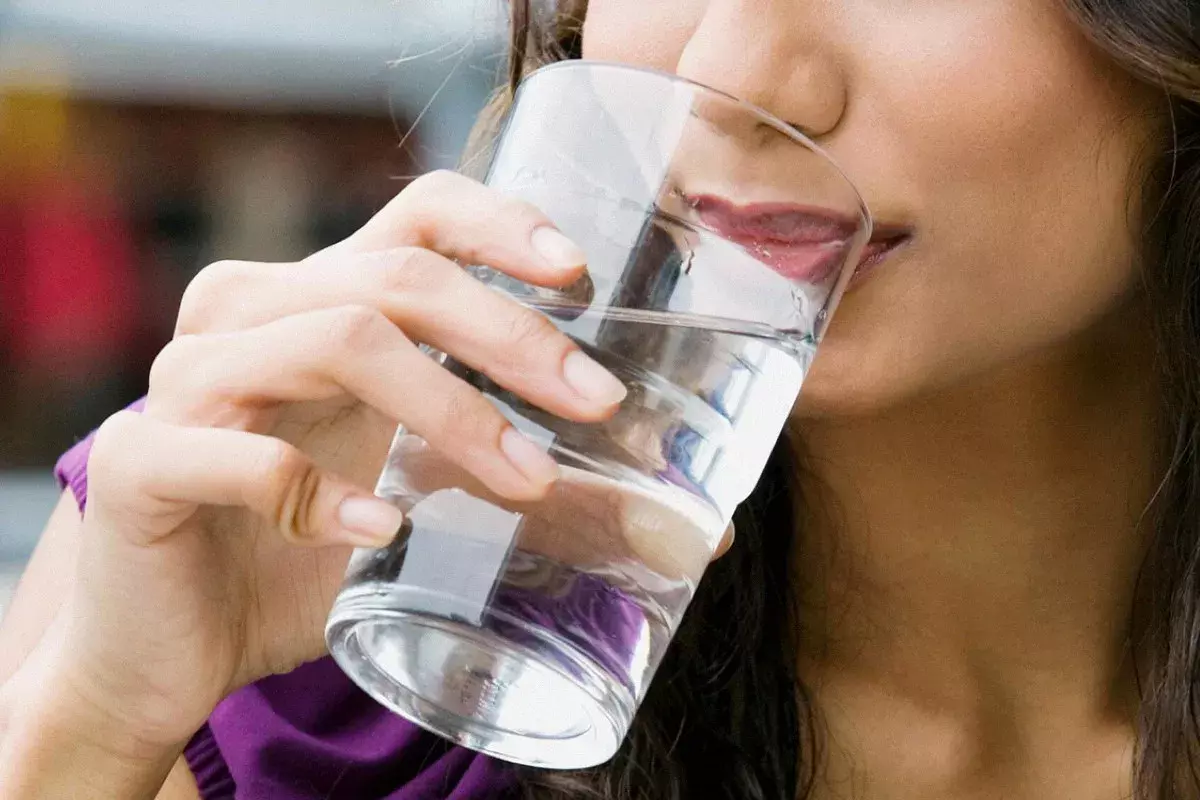 How to Drink the Right Amount of Water Daily